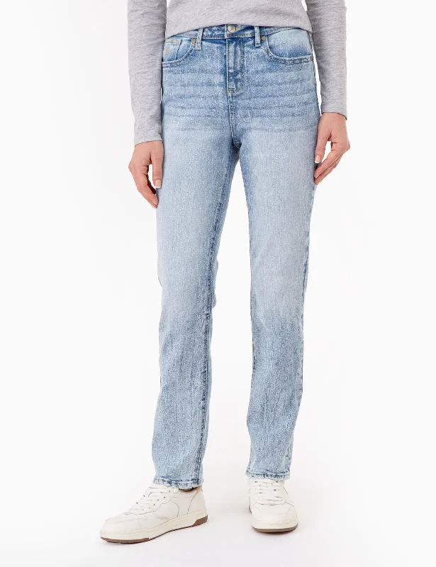 MID RISE BOYFRIEND JEANS