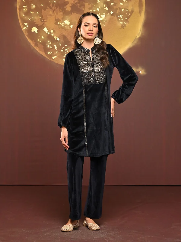 Azra Navy Blue Embroidered Velvet Kurti for Women