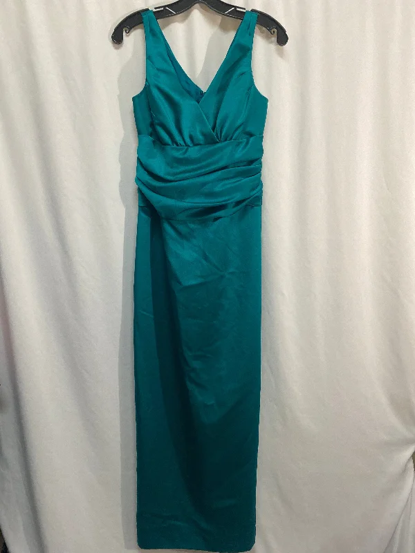 Dress Party Long By Clothes Mentor In Green, Size: M