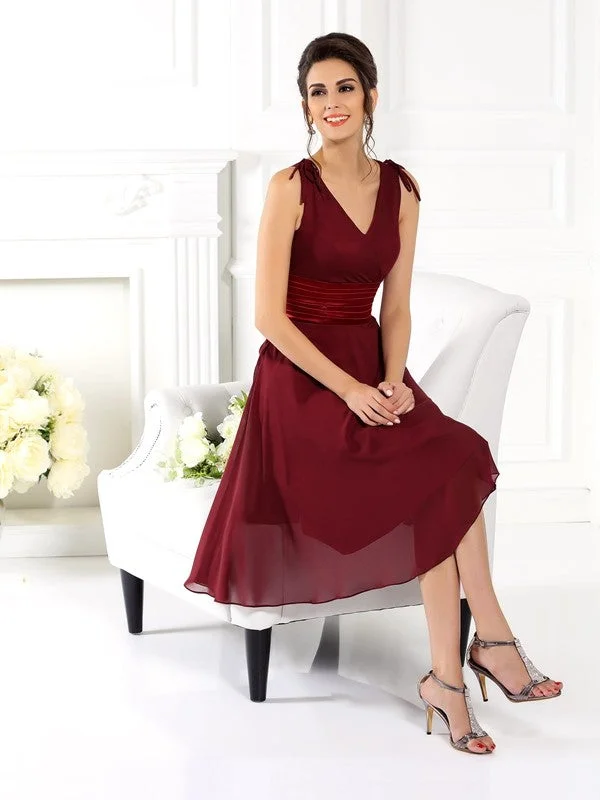 A-Line/Princess V-neck Sleeveless Short Chiffon Bridesmaid Dresses